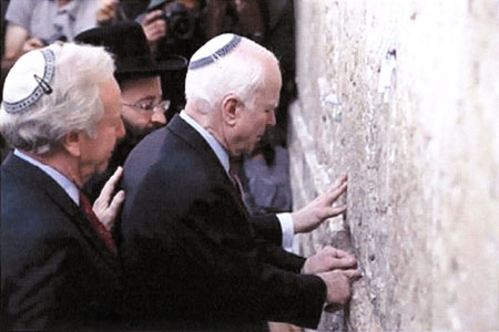 McCain and Lieberman at Wailing Wall