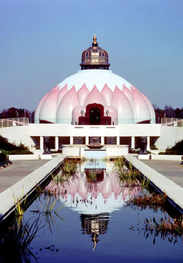 Light of Truth Universal Shrine in Yogaville, India