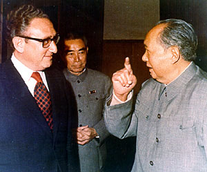 Mao Tse-Tung and Henry Kissinger