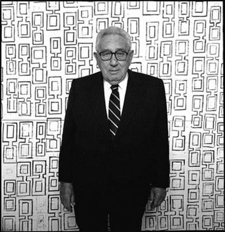 http://www.texemarrs.com/images/swindler_kissinger.jpg